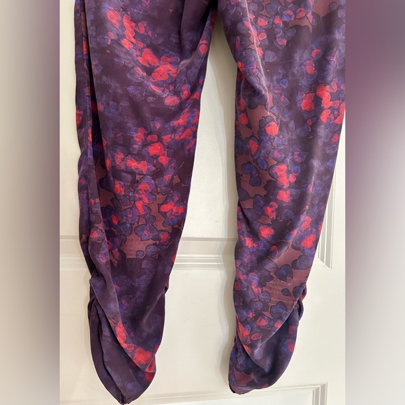 Pants - Picture 4 of 8